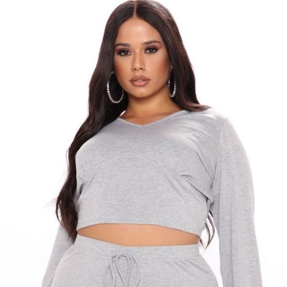 Fashion Nova Style Up Ruched Legging Set - Picture 4 of 14